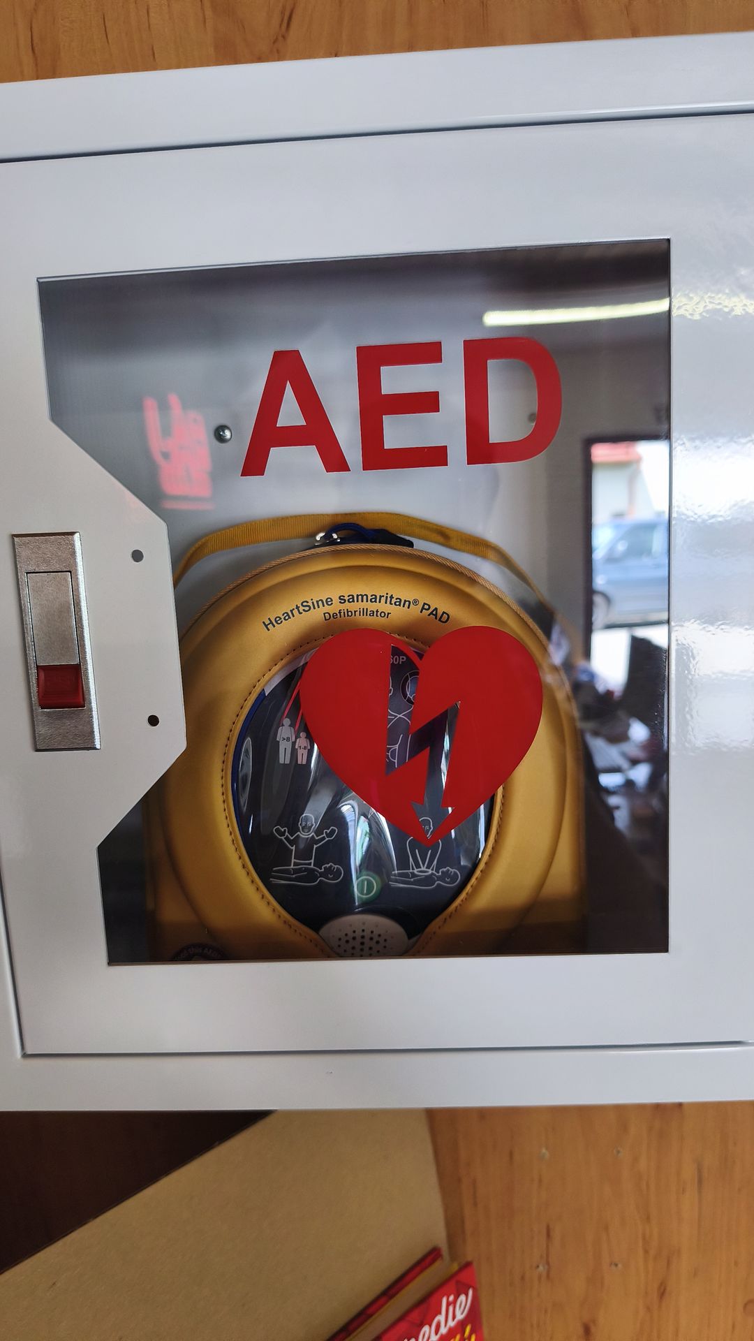 Obrázok AED